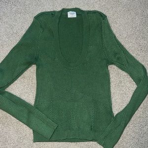 Green A&F light weight sweater with detail